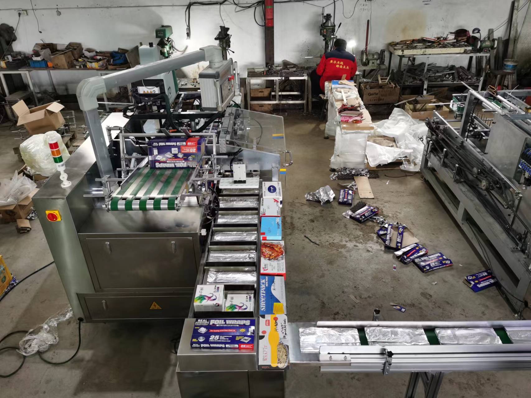 自動鋁箔裝盒機